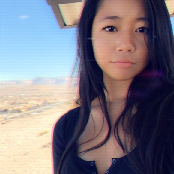 Meet your Posher, Abbie - Picture 1 of 1